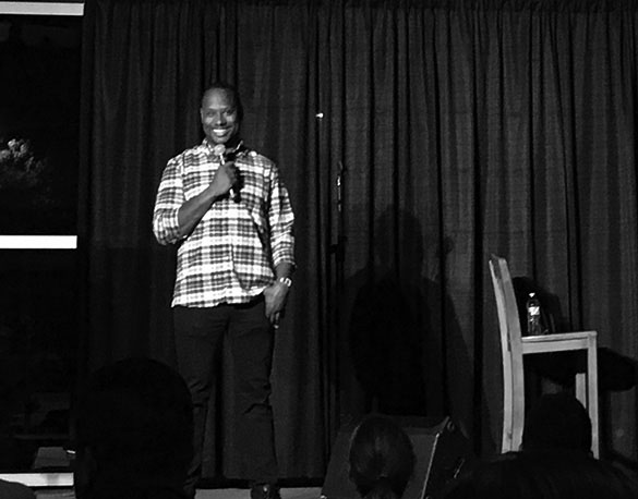 Arvin Mitchell calls out Exponent staff member Mackenna Moralez for taking his picture during his stand-up comedy routine